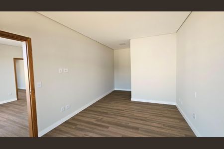Casa de condomínio à venda com 300m², 4 quartos e 4 vagas