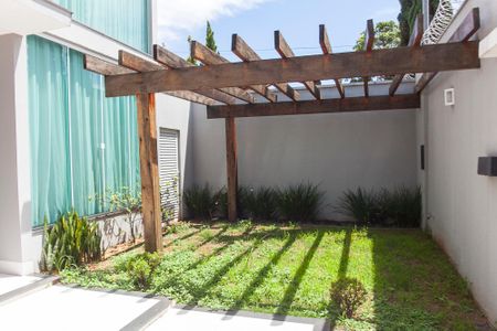 Casa para alugar com 300m², 4 quartos e 2 vagasJardim
