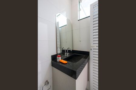 Casa para alugar com 300m², 4 quartos e 2 vagasBanheiro da Churrasqueira