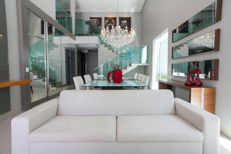 Casa para alugar com 300m², 4 quartos e 2 vagasSala