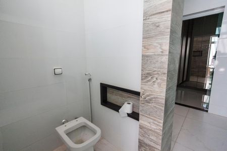 Casa para alugar com 300m², 4 quartos e 2 vagasBanheiro da Suite Master