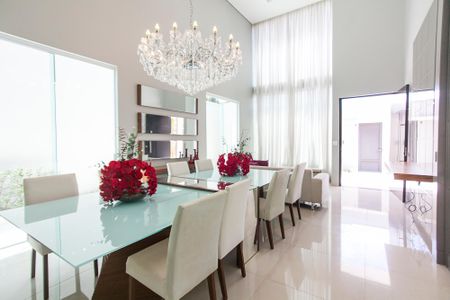 Casa para alugar com 300m², 4 quartos e 2 vagasSala