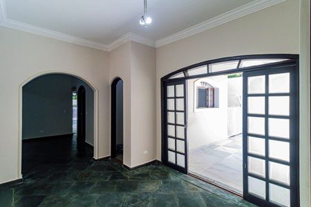 Casa para alugar com 227m², 4 quartos e 1 vagaSala de jantar