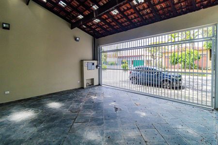 Casa para alugar com 227m², 4 quartos e 1 vagaGaragem