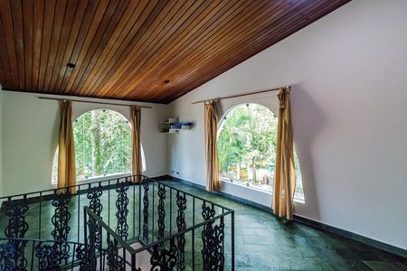 Casa para alugar com 227m², 4 quartos e 1 vagaMesanino