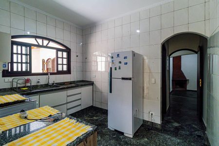 Casa para alugar com 227m², 4 quartos e 1 vagaCozinha