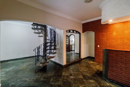 Casa para alugar com 227m², 4 quartos e 1 vagaSala