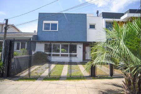 Casa de condomínio para alugar com 181m², 3 quartos e 2 vagasFachada