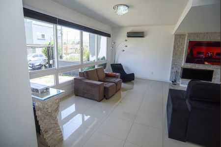 Casa de condomínio para alugar com 181m², 3 quartos e 2 vagasSala