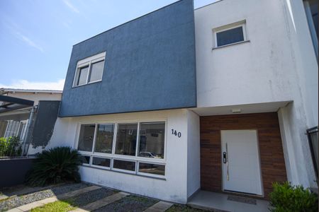 Casa de condomínio para alugar com 181m², 3 quartos e 2 vagasFachada