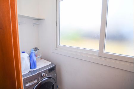 Casa de condomínio para alugar com 181m², 3 quartos e 2 vagasÁrea de Serviço