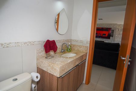 Casa de condomínio para alugar com 181m², 3 quartos e 2 vagasLavabo