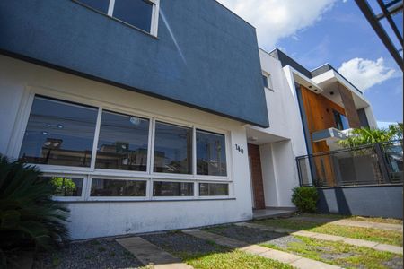 Casa de condomínio para alugar com 181m², 3 quartos e 2 vagasFachada