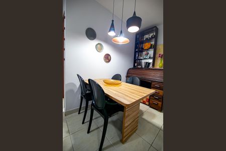 Apartamento para alugar com 140m², 3 quartos e 1 vagaMesa de Jantar