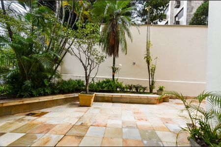 Apartamento à venda com 122m², 4 quartos e 2 vagas Apartamento à venda com 122m², 4 quartos e 2 vagasÁrea comum