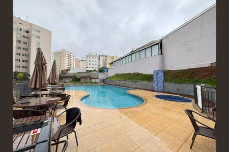 Apartamento para alugar com 65m², 2 quartos e 2 vagas