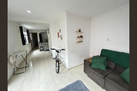 Sala de casa para alugar com 1 quarto, 50m² em Rocha Miranda, Rio de Janeiro