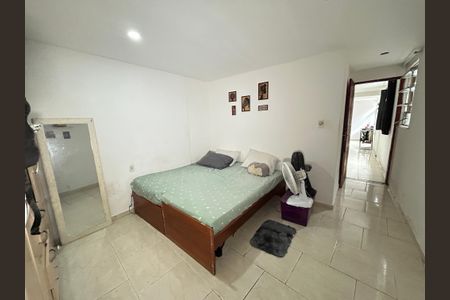 Quarto de casa para alugar com 1 quarto, 50m² em Rocha Miranda, Rio de Janeiro