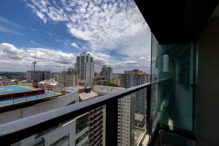 Apartamento à venda com 75m², 2 quartos e 2 vagas Apartamento à venda com 75m², 2 quartos e 2 vagasVaranda