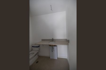 Apartamento à venda com 75m², 2 quartos e 2 vagas Apartamento à venda com 75m², 2 quartos e 2 vagasBanheiro da suite