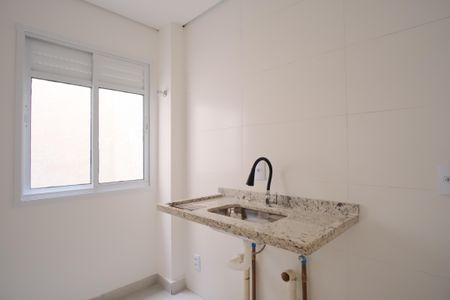 Cozinha de kitnet/studio para alugar com 1 quarto, 20m² em Vila Esperança, São Paulo