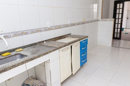 Casa para alugar com 50m², 1 quarto e 1 vaga Casa para alugar com 50m², 1 quarto e 1 vagaCozinha