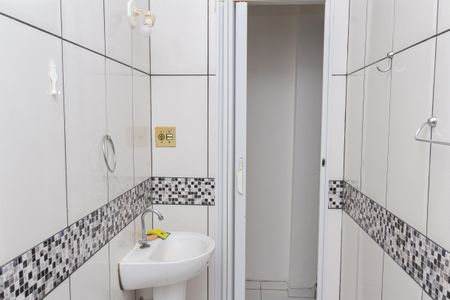 Casa para alugar com 50m², 1 quarto e 1 vaga Casa para alugar com 50m², 1 quarto e 1 vagaBanheiro