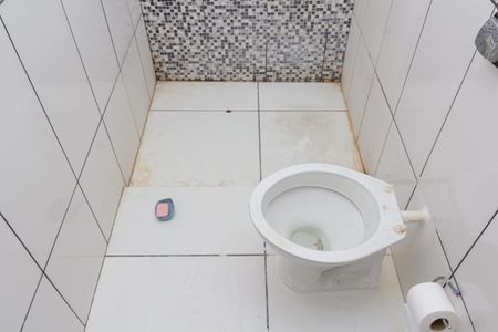 Casa para alugar com 50m², 1 quarto e 1 vaga Casa para alugar com 50m², 1 quarto e 1 vagaBanheiro