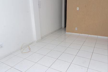 Casa para alugar com 50m², 1 quarto e 1 vaga Casa para alugar com 50m², 1 quarto e 1 vagaSala