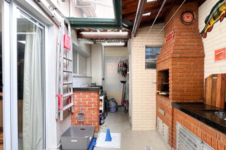 Casa de condomínio à venda com 90m², 2 quartos e 2 vagas Casa de condomínio à venda com 90m², 2 quartos e 2 vagasÁrea gourmet