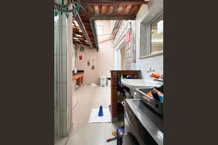 Casa de condomínio à venda com 90m², 2 quartos e 2 vagas Casa de condomínio à venda com 90m², 2 quartos e 2 vagasÁrea de Serviço