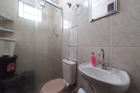 Casa à venda com 364m², 4 quartos e 1 vagaBanheiro de serviço