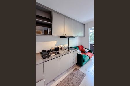 Studio à venda com 28m², 1 quarto e sem vaga Studio à venda com 28m², 1 quarto e sem vagaCozinha