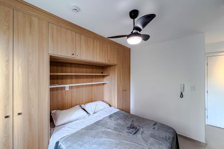 Studio à venda com 28m², 1 quarto e sem vaga Studio à venda com 28m², 1 quarto e sem vagaQuarto