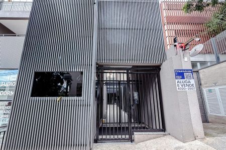 Studio à venda com 28m², 1 quarto e sem vaga Studio à venda com 28m², 1 quarto e sem vagaFachada