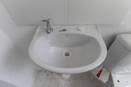 Apartamento para alugar com 42m², 2 quartos e sem vaga Apartamento para alugar com 42m², 2 quartos e sem vagaBanheiro