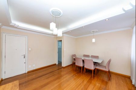 Apartamento à venda com 72m², 2 quartos e sem vagaSala