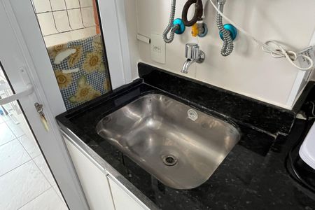 Apartamento para alugar com 66m², 2 quartos e 1 vaga Apartamento para alugar com 66m², 2 quartos e 1 vagaCozinha e Área de Serviço