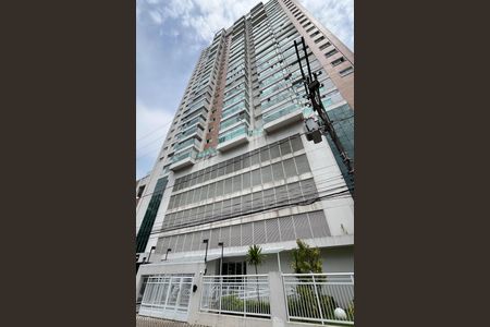 Apartamento para alugar com 66m², 2 quartos e 1 vaga Apartamento para alugar com 66m², 2 quartos e 1 vagaFachada