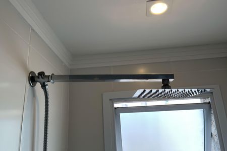 Apartamento para alugar com 66m², 2 quartos e 1 vaga Apartamento para alugar com 66m², 2 quartos e 1 vagaBanheiro da Suíte