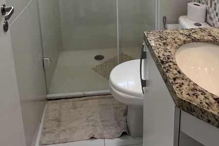 Apartamento para alugar com 66m², 2 quartos e 1 vaga Apartamento para alugar com 66m², 2 quartos e 1 vagaBanheiro
