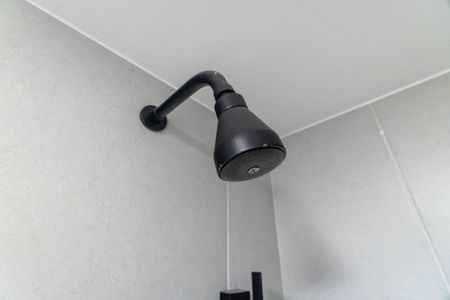 Banheiro de kitnet/studio à venda com 1 quarto, 29m² em Jardim Prudência, São Paulo