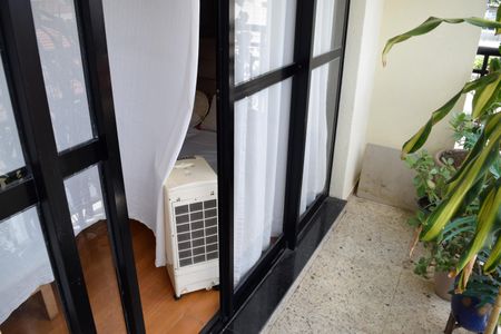 Apartamento à venda com 138m², 3 quartos e 3 vagasVaranda