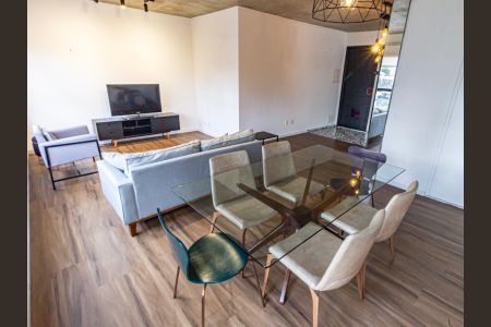 Sala de apartamento para alugar com 1 quarto, 70m² em Vila Regente Feijó, São Paulo