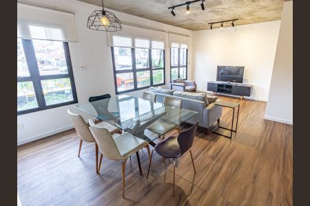 Sala de apartamento para alugar com 1 quarto, 70m² em Vila Regente Feijó, São Paulo