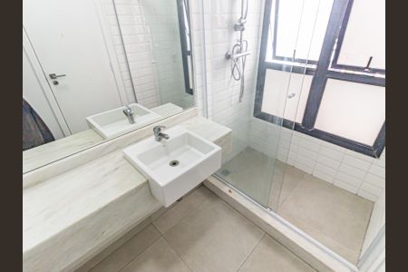 Apartamento à venda com 70m², 1 quarto e 1 vagaBanheiro da Suíte