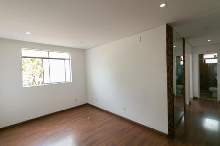 Apartamento para alugar com 2 quartos, 60m² em Céu Azul, Belo Horizonte