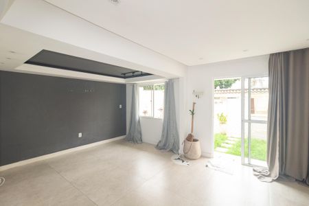 Sala de casa para alugar com 2 quartos, 183m² em Campo Grande, Rio de Janeiro