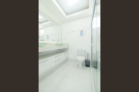 Casa para alugar com 183m², 2 quartos e 1 vagaBanheiro da Suíte