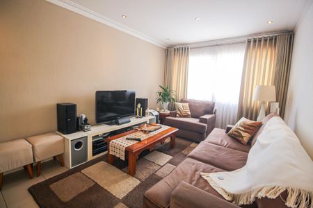 Sala de casa à venda com 3 quartos, 125m² em Vila Sonia, São Paulo